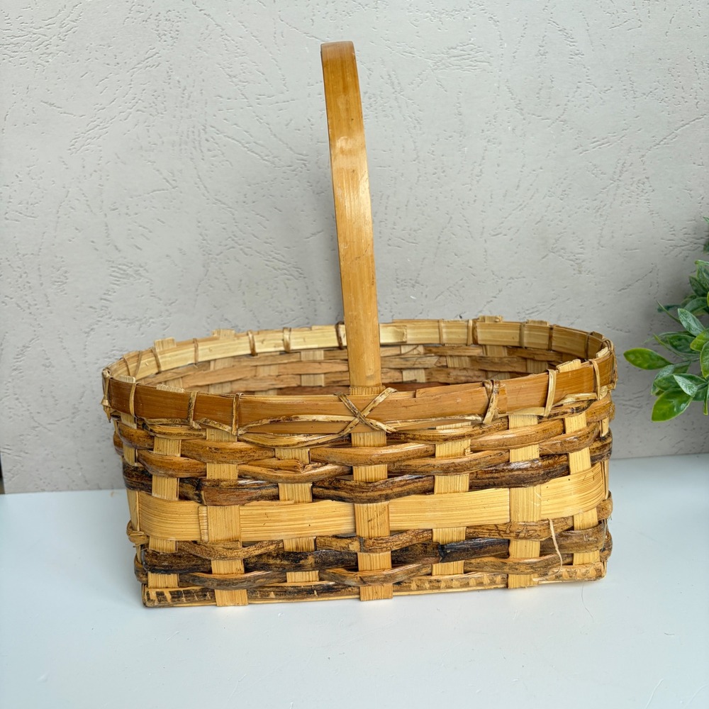 Vintage Two Tone Woven Wicker Oval Basket with Handle Rustic Farmhouse Decor